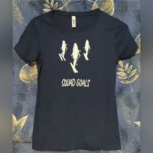 Unique NWOT Squad Goals Ski Girl T-shirt Woman Owned Navy w/ White Medium